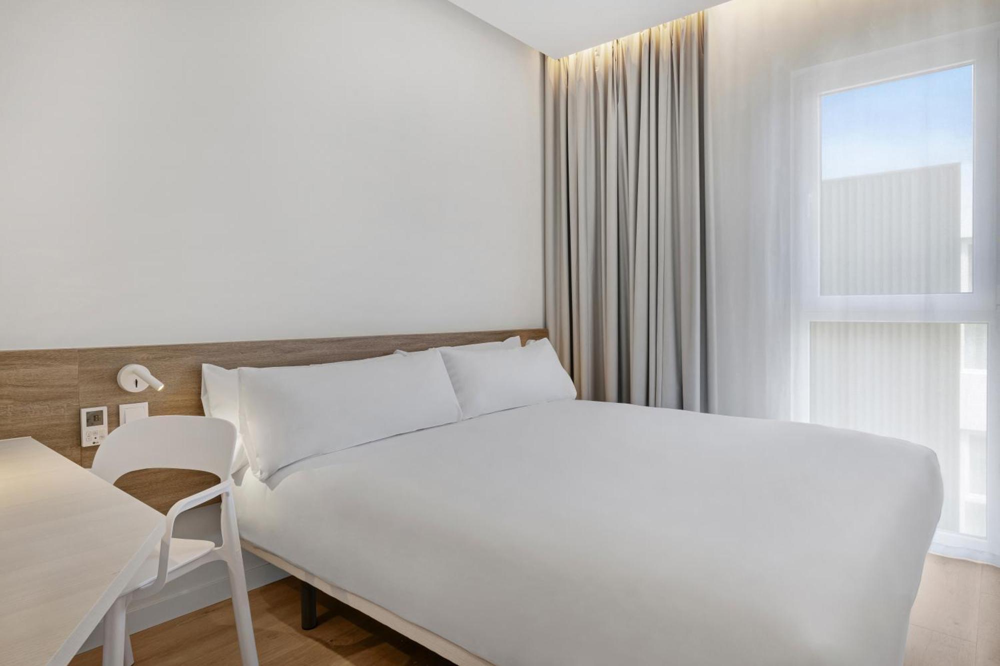 B&B Hotel Santiago Milladoiro Εξωτερικό φωτογραφία